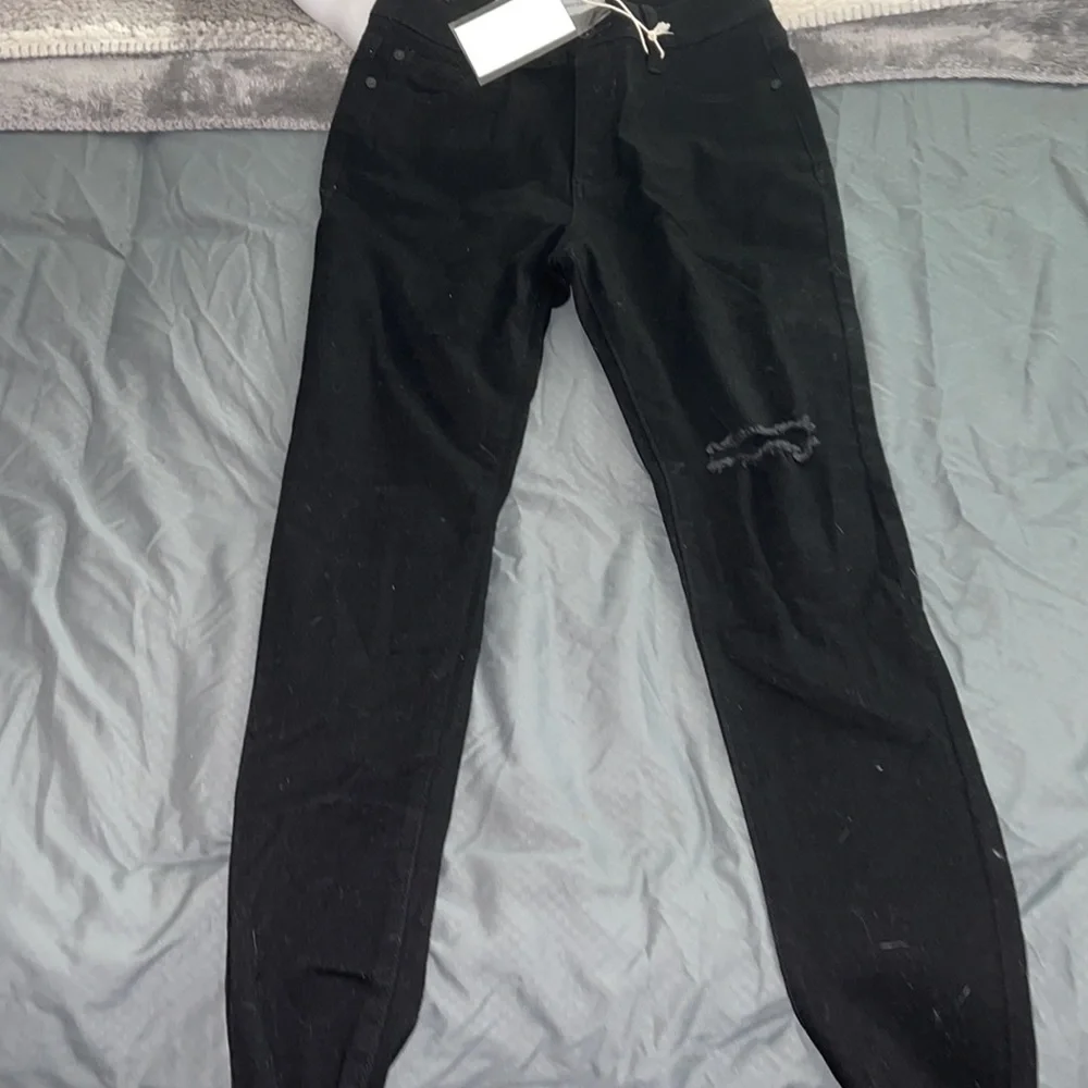 Special A Size 5 slight Distressed stretchy jeans